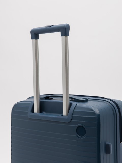 166 81 24" Чемодан. Вид 7.