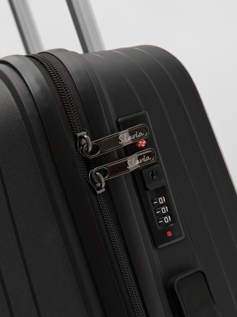 166 01 24" Чемодан. Вид 6.