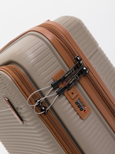 012 52 20" Чемодан. Вид 7.