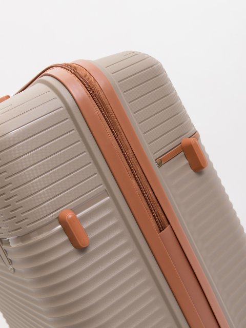 8012 52 24" Чемодан. Вид 8.