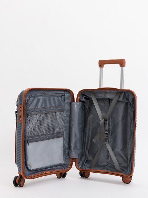 012 81 20" Чемодан. Вид 12.