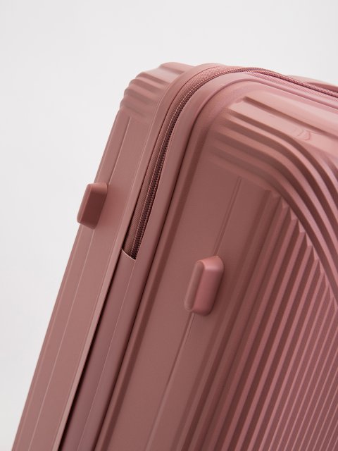 8052 61 28" Чемодан. Вид 9.