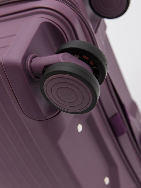 166 07 20" Чемодан. Вид 10.