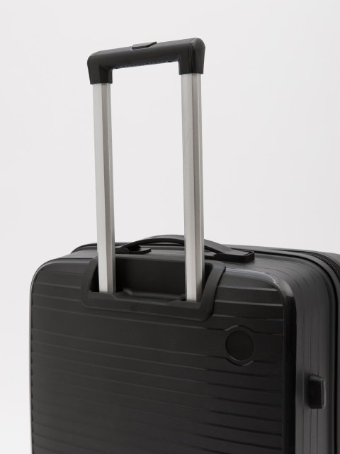 166 01 28" Чемодан. Вид 7.