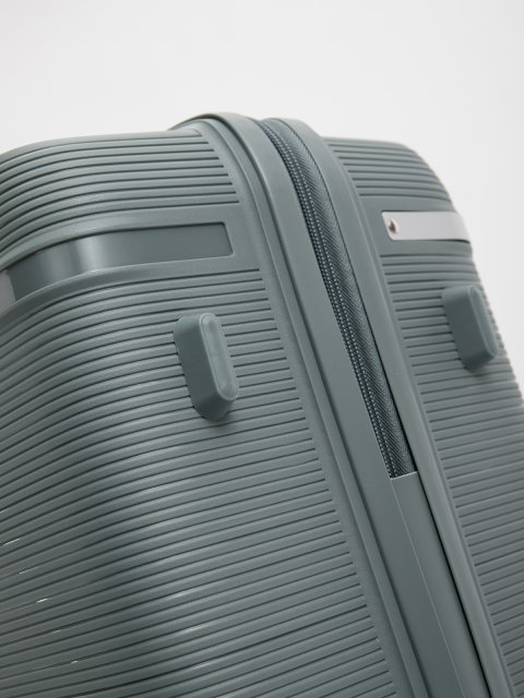 8021 54 28" Чемодан. Вид 8.