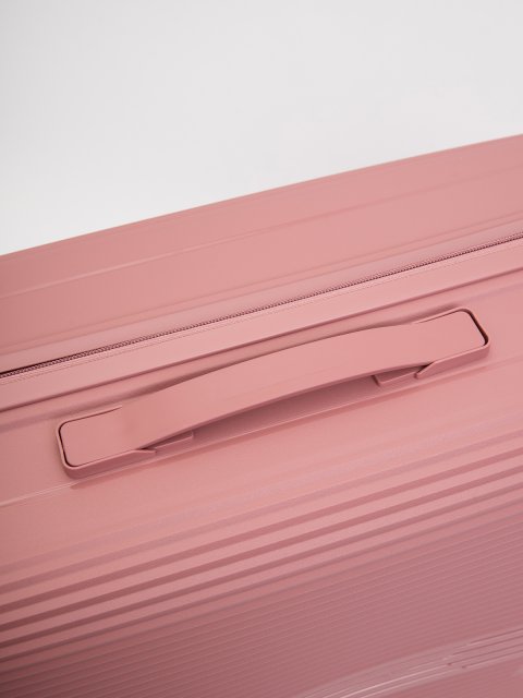 8052 61 28" Чемодан. Вид 8.