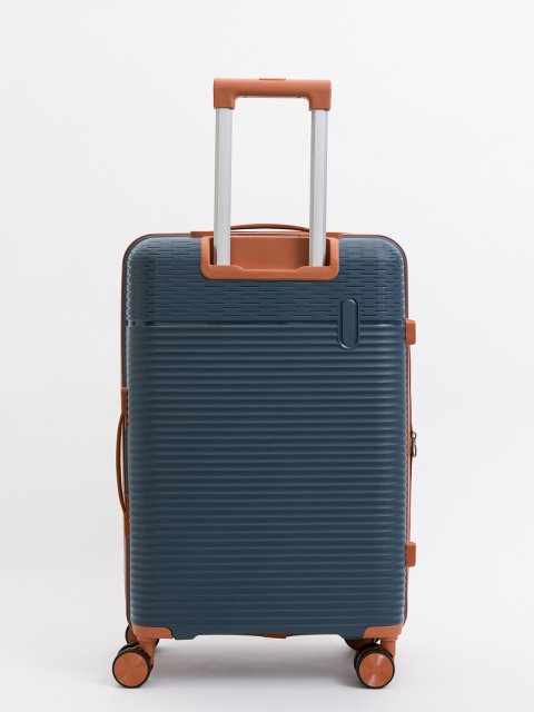 012 81 24" Чемодан. Вид 3.