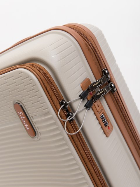 012 20 20" Чемодан. Вид 7.