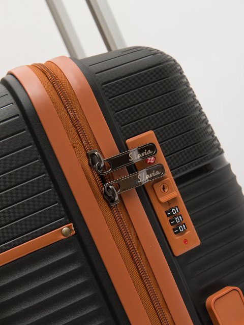 8012 01 24" Чемодан. Вид 7.