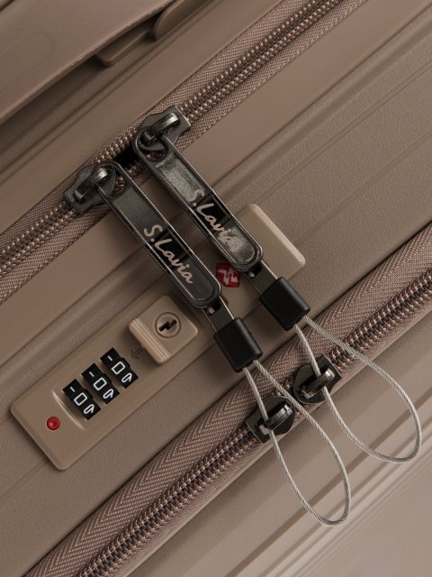 166 52 20" Чемодан. Вид 8.