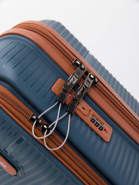 012 81 20" Чемодан. Вид 7.