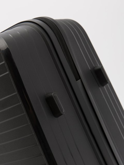 166 01 28" Чемодан. Вид 8.