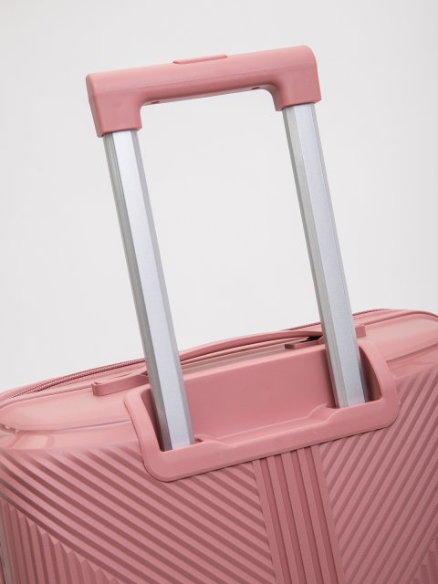 8052 61 28" Чемодан. Вид 7.