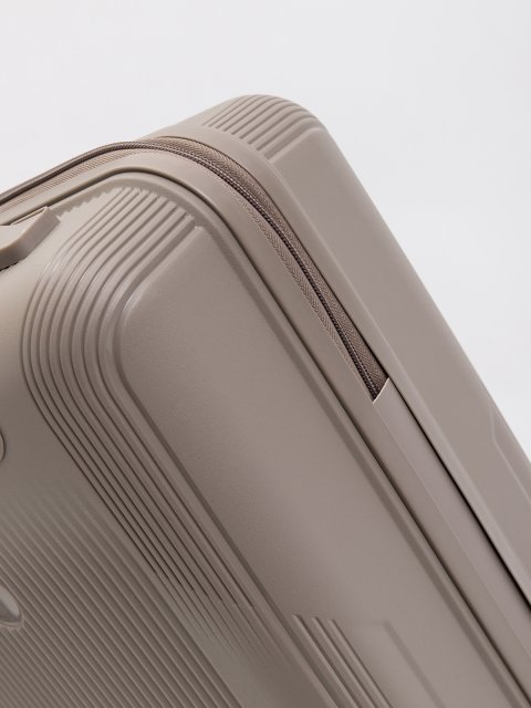 8038 52 20" Чемодан. Вид 9.