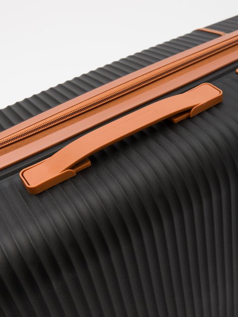 8012 01 24" Чемодан. Вид 11.