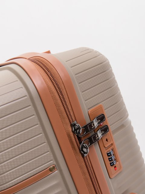 8012 52 28" Чемодан. Вид 6.