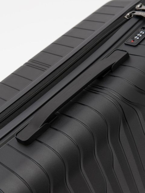 158 01 28" Чемодан. Вид 10.