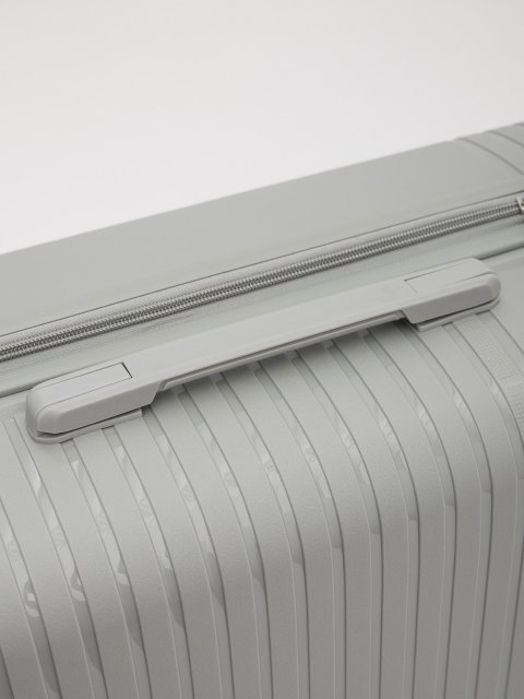 RY-810 05 24" Чемодан. Вид 11.