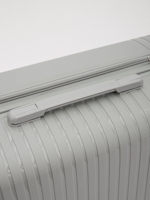 RY-810 05 20" Чемодан. Вид 12.