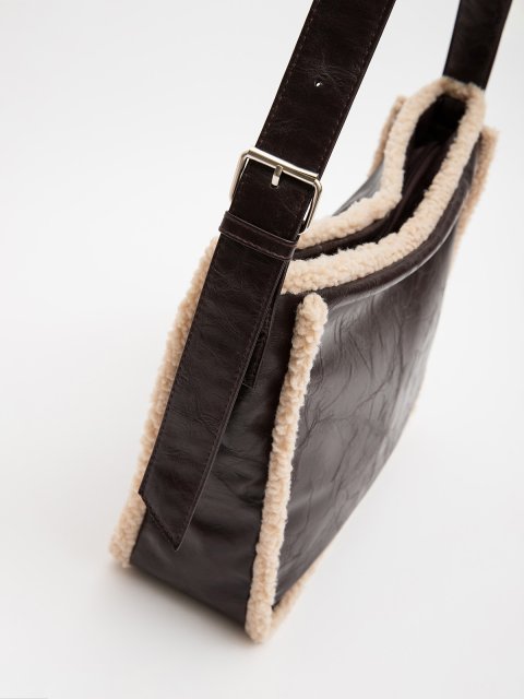 V105 048 12 Сумка женская. Вид 6.