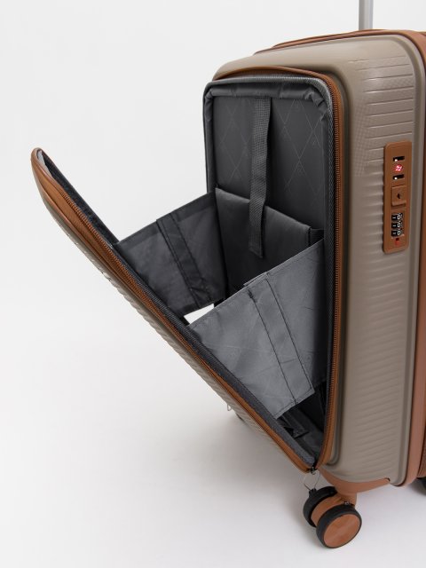 012 52 20" Чемодан. Вид 11.